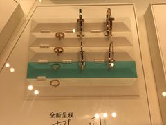 -Tiffany & Co.蒂芙尼
(杭州大厦店)