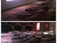 -泉城欧乐堡戏水湾艺术养生温泉