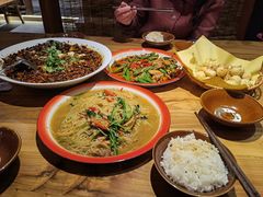 -半步颠小酒馆(爱琴海店)