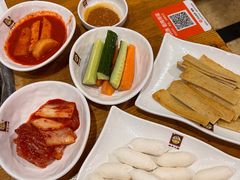 -喇喇排骨火锅·传统韩式脊骨汤(望京西园总店)