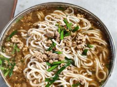 -正宗杨记普洱酸醋米线(总店)