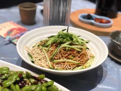 -肥肥虾庄·金牌油焖大虾(杨园滨江时代walk店)