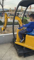 -季高兔窝窝亲子园(上海薰衣草公园店)