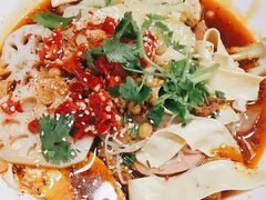 -牛八秒油泼冒菜(宽窄巷子店)