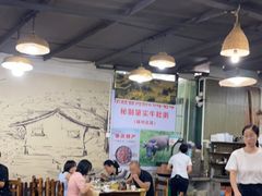 大堂-东胜客河鲜店·西江河鲜·老字號渔家菜