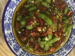 -江城燕子大排档(江汉路步行街店)