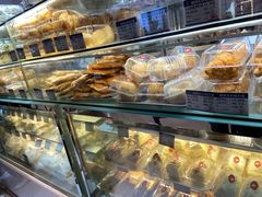-白玉兰食品甜凤店(合生汇店)