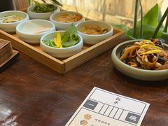 -银米·云南传统过桥米线(双廊黑金冠店)