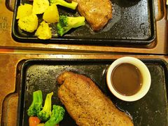 -必胜客(满洲里万达店)