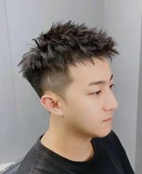 -豪帅男士理容馆