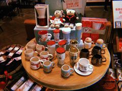 零售区-星巴克臻选(广州沙面店)