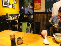 大堂-锅贴王小吃(南大街店)