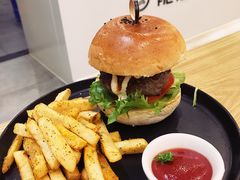 -龙治汉堡(中华城店)