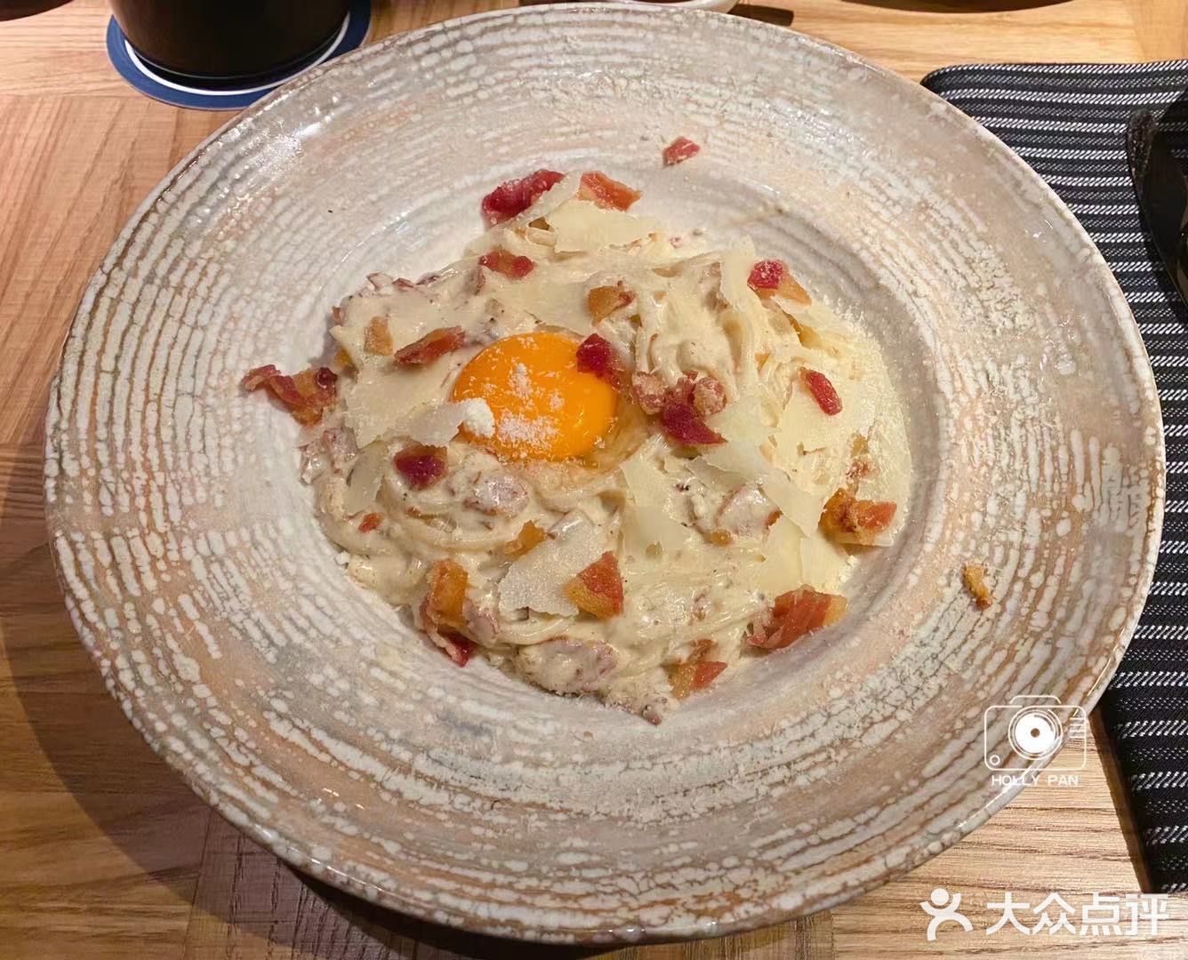 Bird Burger 汉堡盘（320泰铢）