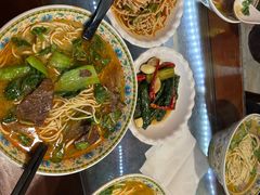 -金杨拉面王小吃面馆·牛三宝面·红烧牛肉粉