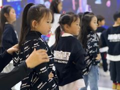 -潮童星少儿模特形体培训(郑州总校)