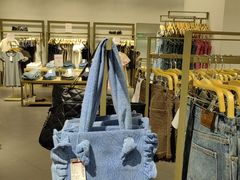 -URBAN REVIVO(佛山南海万达广场店)