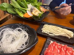 -呷哺呷哺(万达新世界店)
