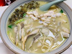 -明呈黄鱼面馆(斜土路店)