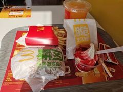 -麦当劳(得来速店)