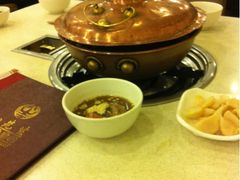 等人中-八先生涮肉房(三里河店)