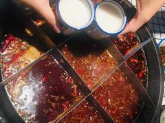 -董眼镜火锅(洪崖洞总店)