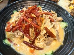 -陈老斯呼尔嗨吃烧烤(科巷店)