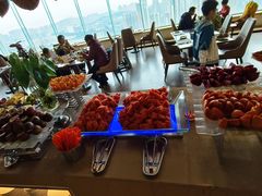 -荣誉国际酒店-云顶旋转餐厅