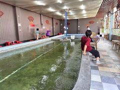 -光头佬室内钓虾场·烧烤·团建·亲子(中山八路店)