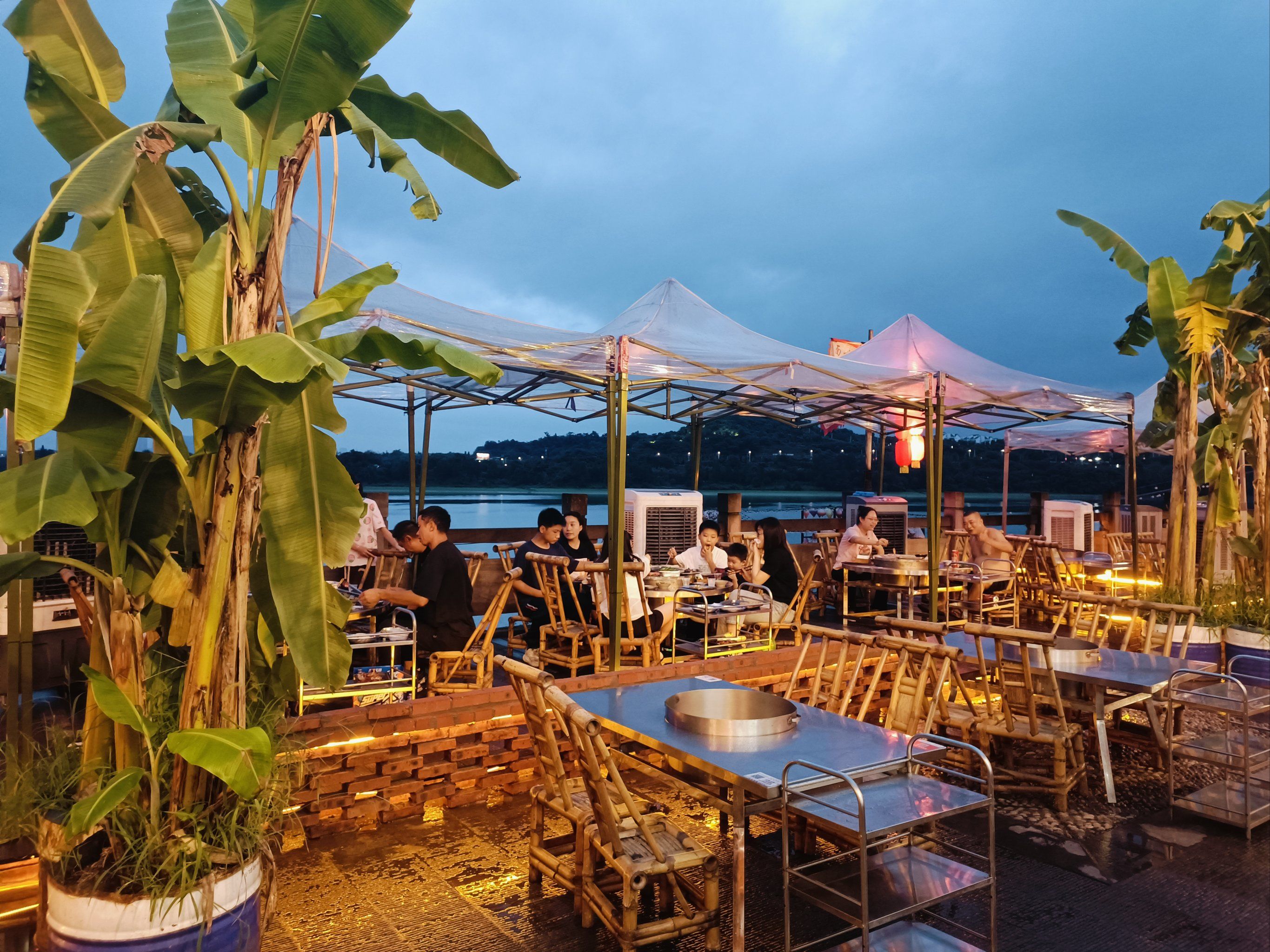 露台烧烤 「原始部落民俗烧烤