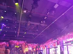 -喜鹊音乐酒馆(西街店)