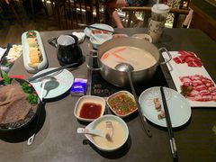 -捞王锅物料理(上海世茂广场店)