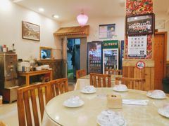 大堂-鹤乡东北菜(崮山路店)