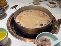 -洪氏嗨捞·猪肚鸡火锅(阳光天地店)