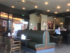 -星巴克臻选(盐城金鹰聚龙湖店)