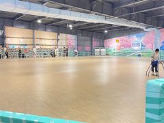 -极限PLAY运动娱乐新世界·团建派对表演休闲馆·室内高空游乐园