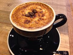 烧焦糖奶泡咖啡-麦隆咖啡Mellower Coffee(弘基时尚生活中心店)