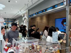 -泡泡玛特POPMART(大卫城店)
