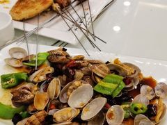 -清真磊磊烧烤老店(饮虎池街34号店)