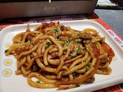 -威记烧嘢·南宁烧烤·超级生牛(绿地店)