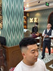 -男先生男士理发馆