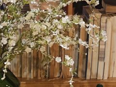 -月亮眼花园餐厅书吧酒吧