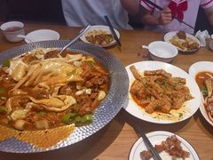-俭寨大盘鸡·手抓肉·烧烤新疆菜(乌苏路店)