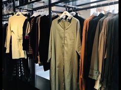 -王府井奥莱临潼小镇(临潼店)