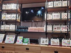 -尤米一站式美甲美睫