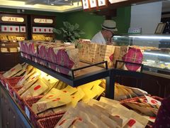 -汪玉霞(汉口里店)