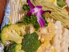 -老鼎万春卤菜(五代传承创始老店)