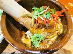 -老滇山寨•云南特色菜•地方菜•民族风情歌舞表演(金碧店)