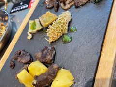 菠萝牛肋条-猛古里烤肉自助(荟聚中心店)