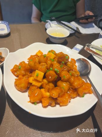 朋友推荐的饭店 老妈和孩子超级满意 环境古色古香